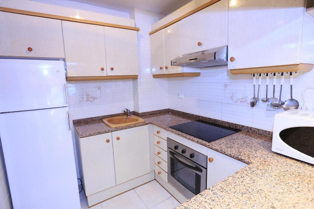 Txingudi - Only Families Lägenhet Cambrils Exteriör bild